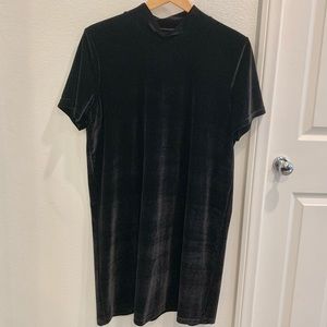 Madewell size XL short sleeve stretch velour dress